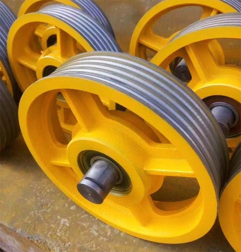 Nguyên nhân thang máy rung lắc kêu là do Puly và cáp tải bị hỏng