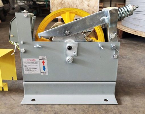 10 thiết bị không thể thiếu trong hệ thống an toàn của thang máy